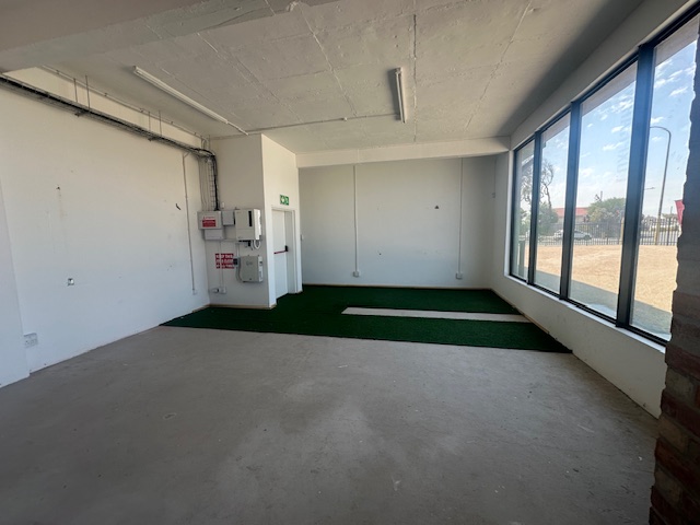 To Let commercial Property for Rent in Diep River Western Cape